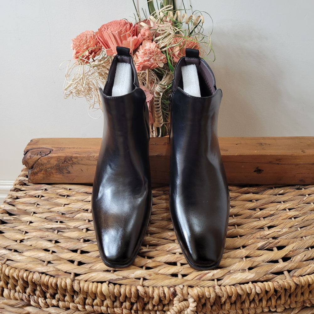 Men's Black Chelsea Boots
